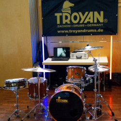 Troyan_Zachow_Drums_01